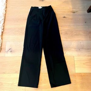 Princess Polly black slack pants so cute size 0 brand new